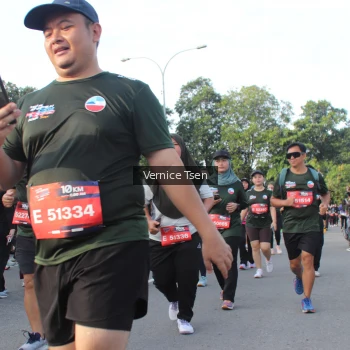 Runner Photo 3837211