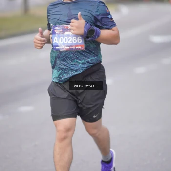 Runner Photo 3837262