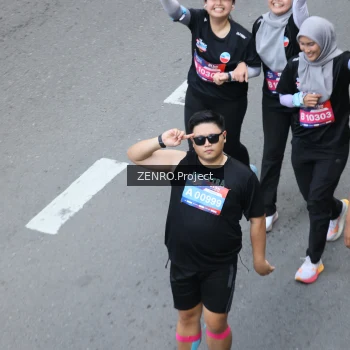 Runner Photo 3837353