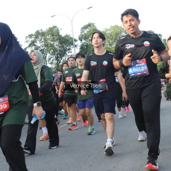 Runner Photo 3837584