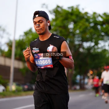Runner Photo 3837609