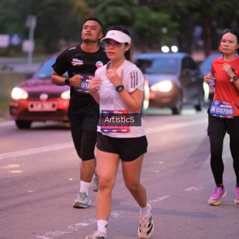 Runner Photo 3837676