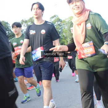 Runner Photo 3837683