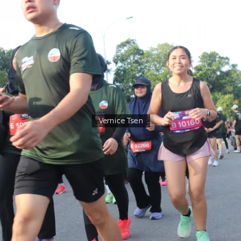 Runner Photo 3837701