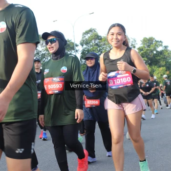 Runner Photo 3837721