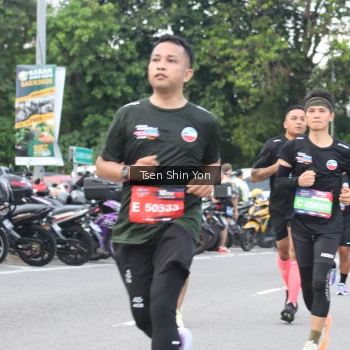Runner Photo 3837724
