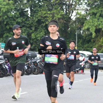 Runner Photo 3837746