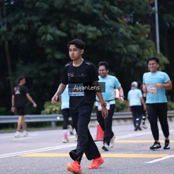 Runner Photo 3837775