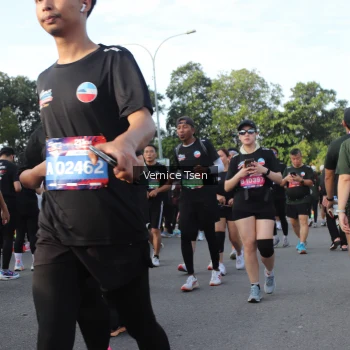 Runner Photo 3837776
