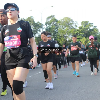 Runner Photo 3837795