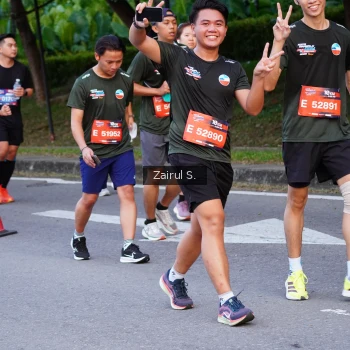 Runner Photo 3837873