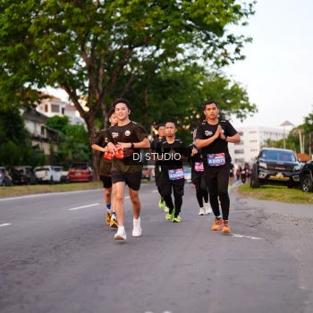 Runner Photo 3837901