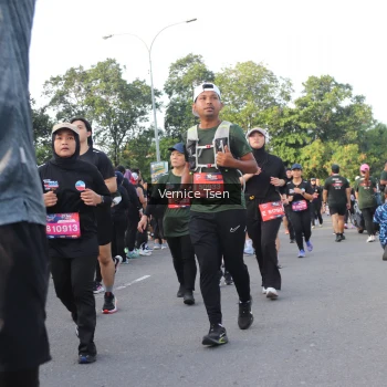 Runner Photo 3837913