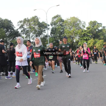 Runner Photo 3838073