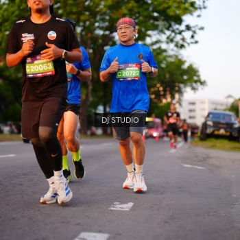 Runner Photo 3838359