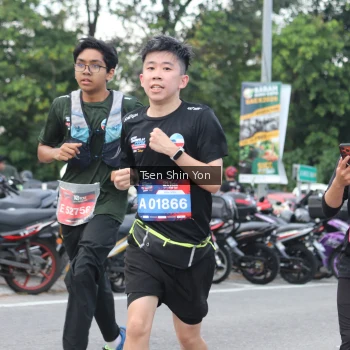 Runner Photo 3838721