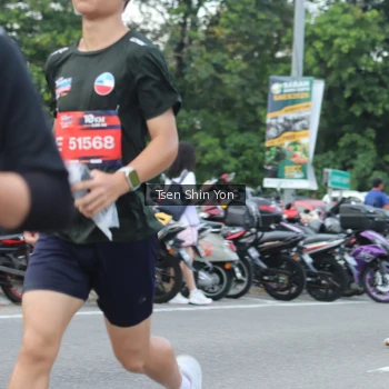 Runner Photo 3838730
