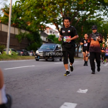 Runner Photo 3838743