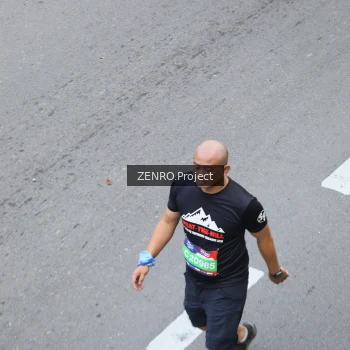 Runner Photo 3838773