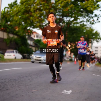 Runner Photo 3838777