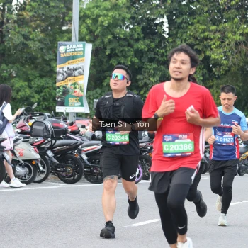 Runner Photo 3838855