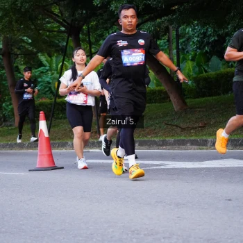 Runner Photo 3838894