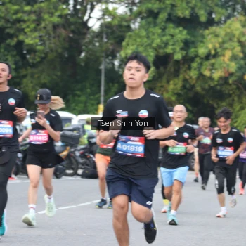 Runner Photo 3838987
