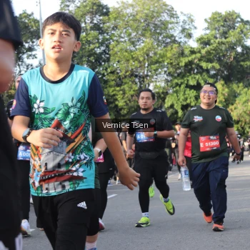 Runner Photo 3839115