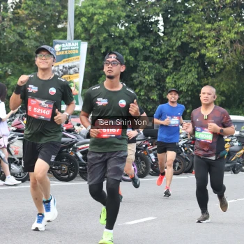 Runner Photo 3839177