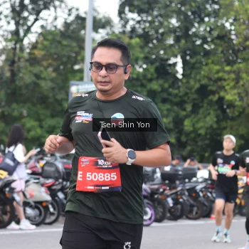 Runner Photo 3839294