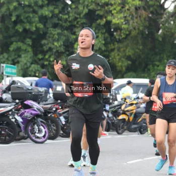 Runner Photo 3839324
