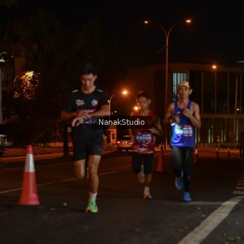 Runner Photo 3839379