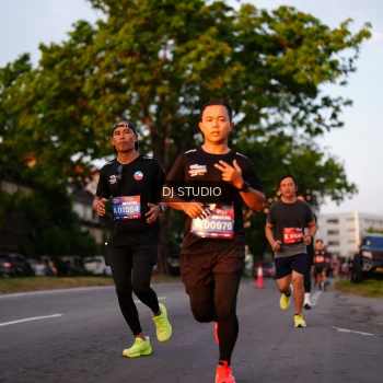 Runner Photo 3839454