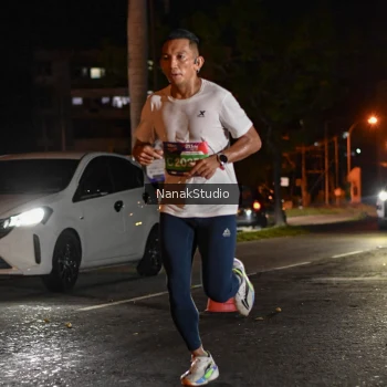 Runner Photo 3839494
