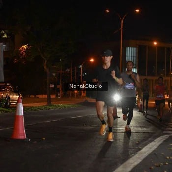 Runner Photo 3839595