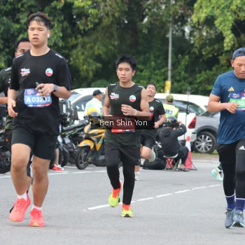 Runner Photo 3839622