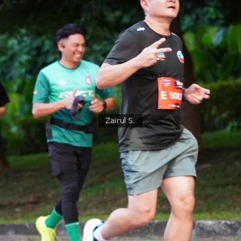 Runner Photo 3839665