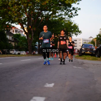 Runner Photo 3839687