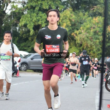 Runner Photo 3839690