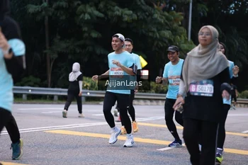 Runner Photo 3839695