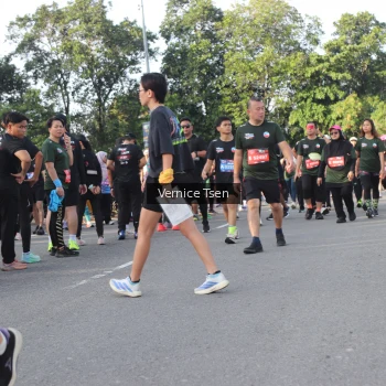 Runner Photo 3839699