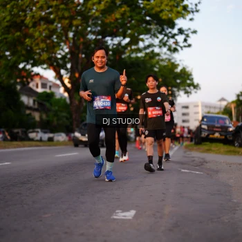 Runner Photo 3839717