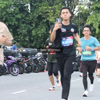 Runner Photo 3839856