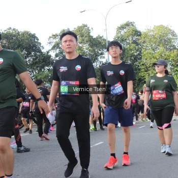 Runner Photo 3839995