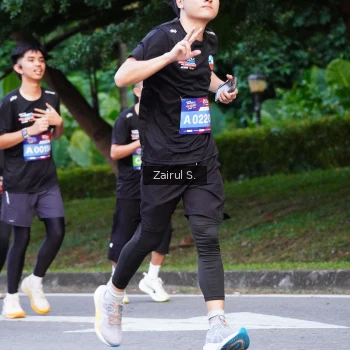 Runner Photo 3840010