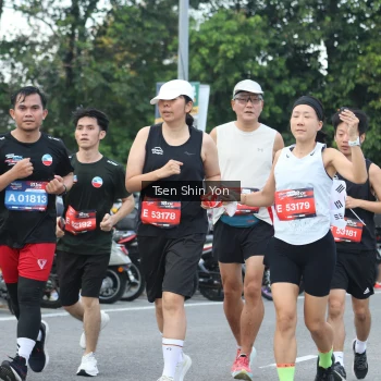 Runner Photo 3840026