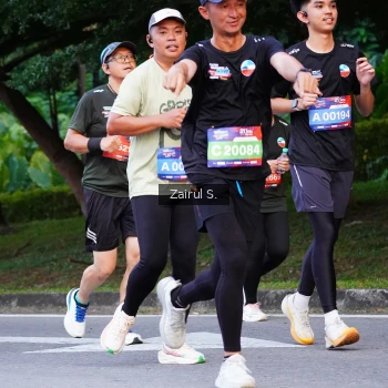 Runner Photo 3840057