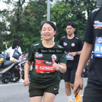 Runner Photo 3840074