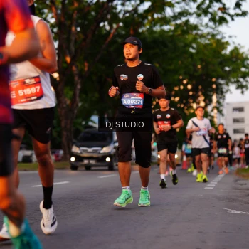 Runner Photo 3840160