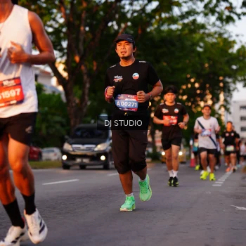 Runner Photo 3840180